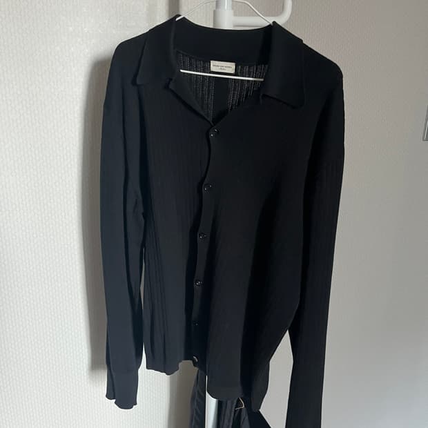 드리스 반 노튼 가디건