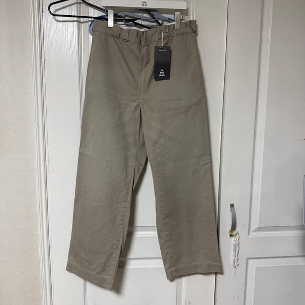 더뤡코즈 7번기 치노 그레이지 1