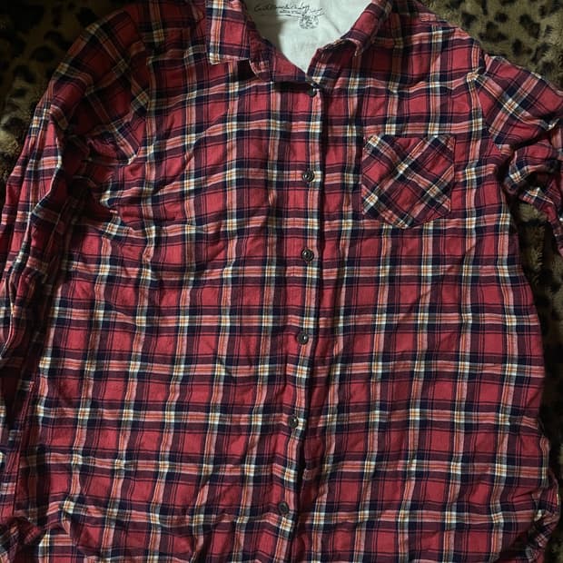 earth music&ecology 셔츠