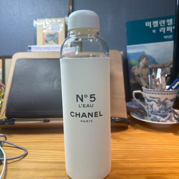 샤넬 글라스 보틀