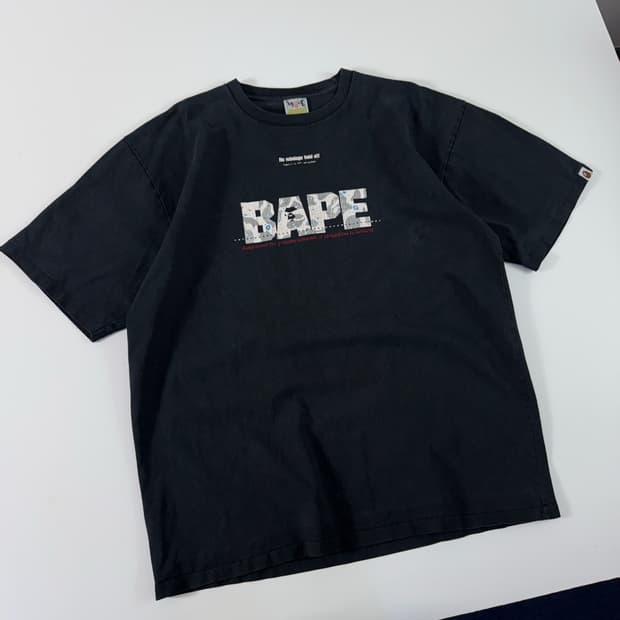Bape  베이프 00,s 카모 스펠아웃 블랙 반팔티셔츠 