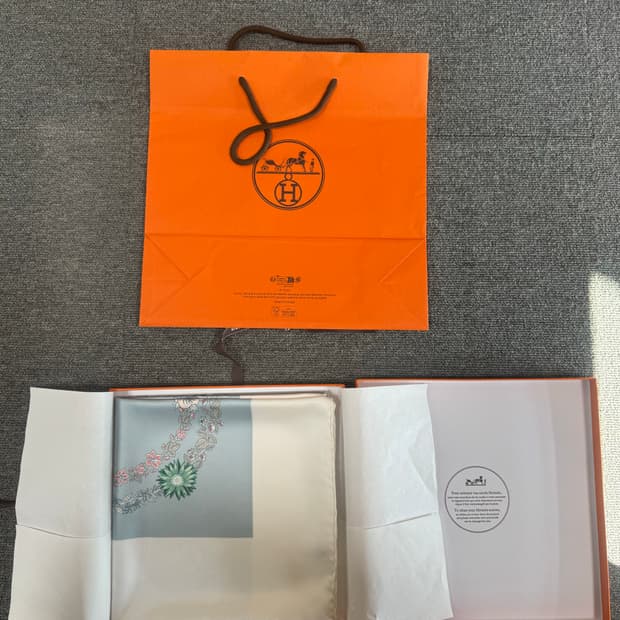 새상품 에르메스 스카프