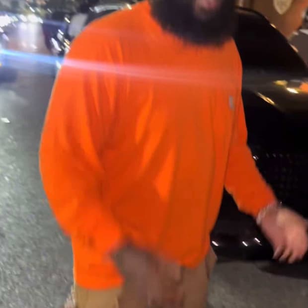 칼하트 오렌지 롱슬리브 L