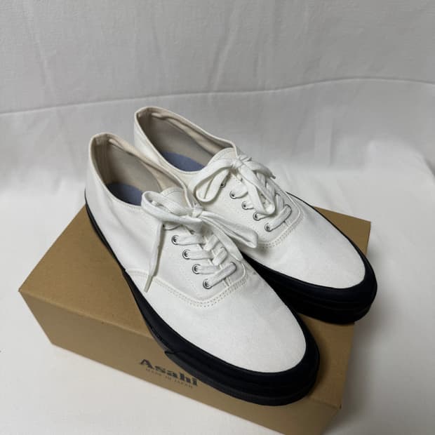 아사히 덱슈즈 모노크롬 스니커즈 새상품 260mm