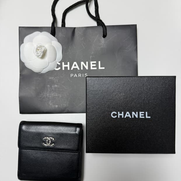 chanel 샤넬 캐비어 반지갑 풀박스