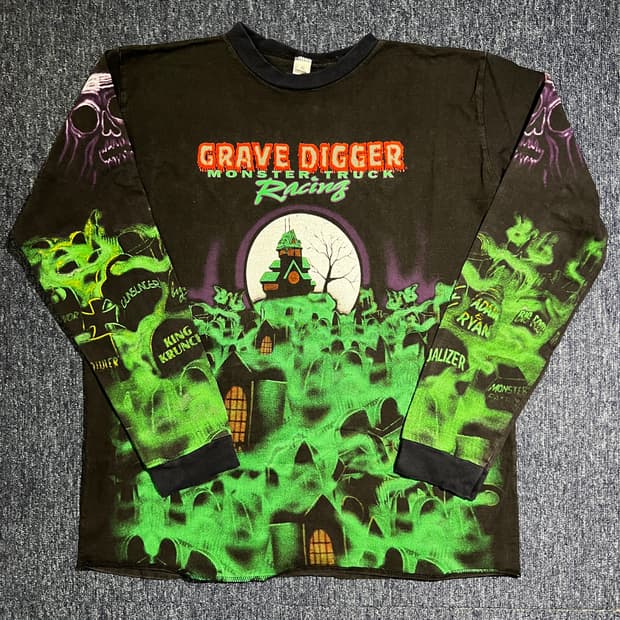 빈티지 90s Grave Digger 몬스터트럭 롱슬리브