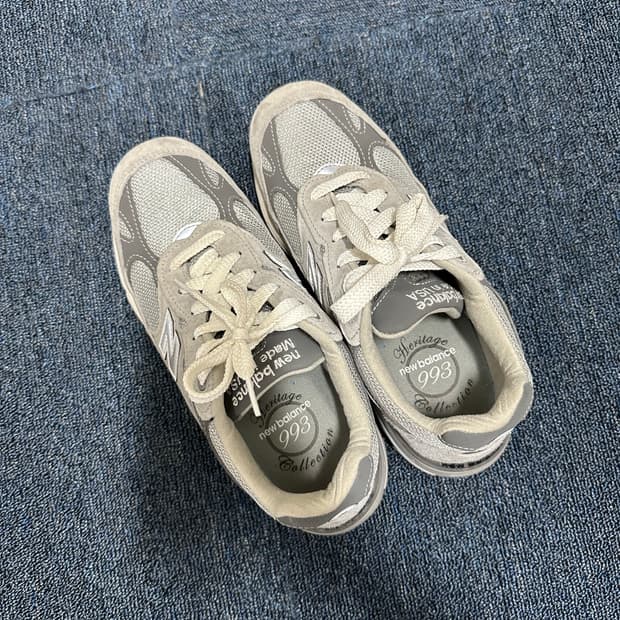 뉴발란스 993