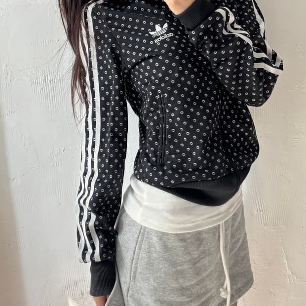 Adidas 아디다스 블랙컬러 립패턴 파이어버드 트랙탑