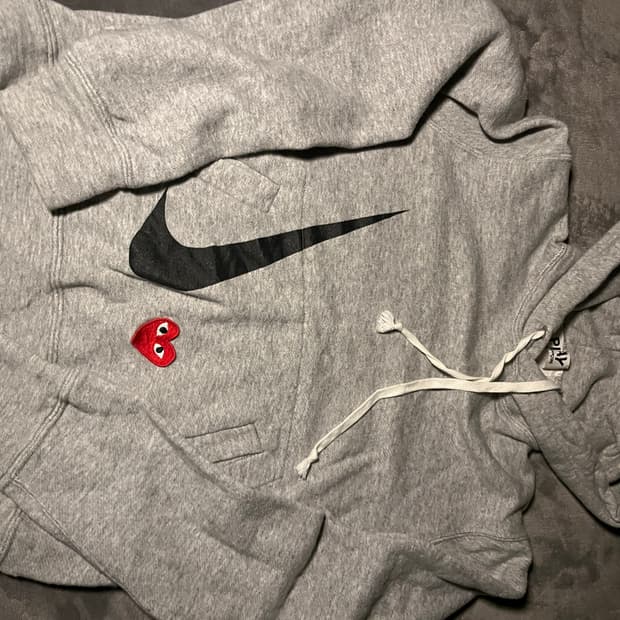 나이키X꼼데가르송 후드티