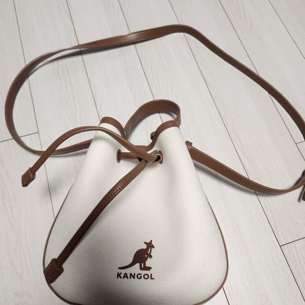 캉골 듀오 캔버스 버켓백 KPEB-TB39120

눈에 잘안보이는 미세 