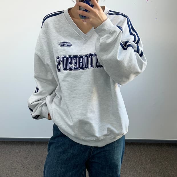 1993 studio 블록코어 멜란지 브이넥 맨투맨