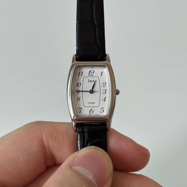 1990s Isis Silver Tank Ladies Quartz