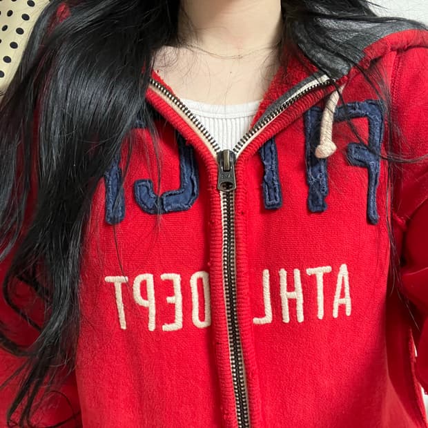 ❤️소장가치100❤️ 단종 아베크롬비 레드 후드집업 M