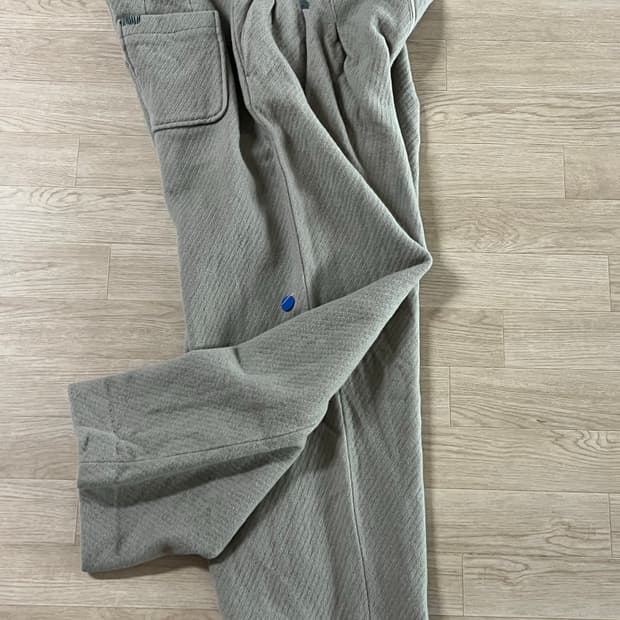 아더에러 에이션 슬랙스 A5