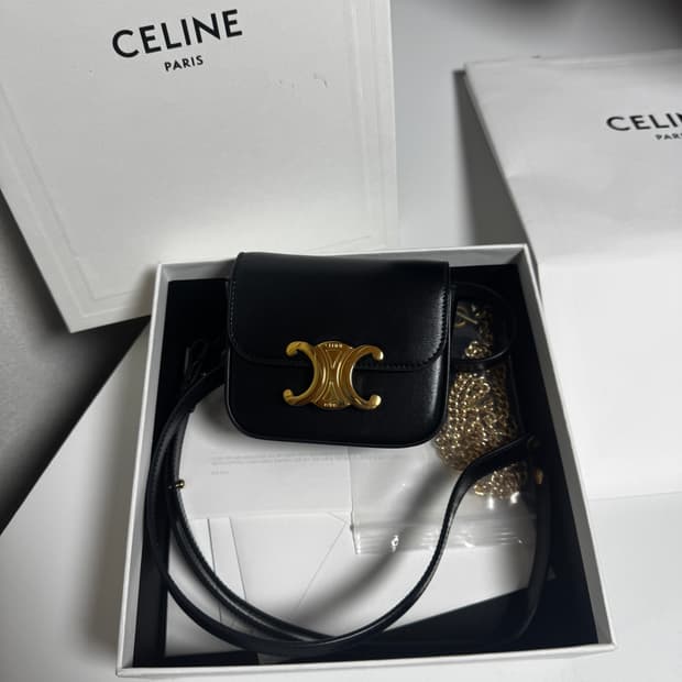 셀린느 트리오페 미니클로드 샤이니 카프스킨