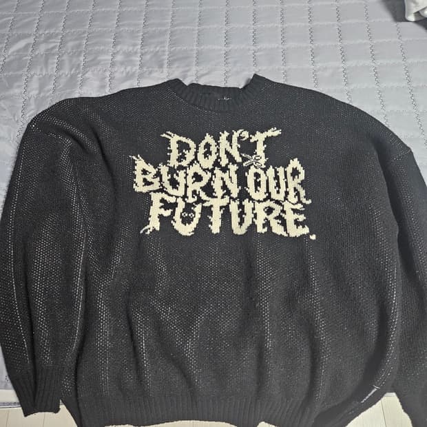 급처)아조바이아조 니트 DBOF Wool Knit Sweater