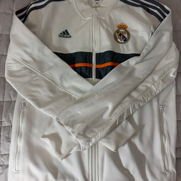 레알마드리드 트랙탑 cream