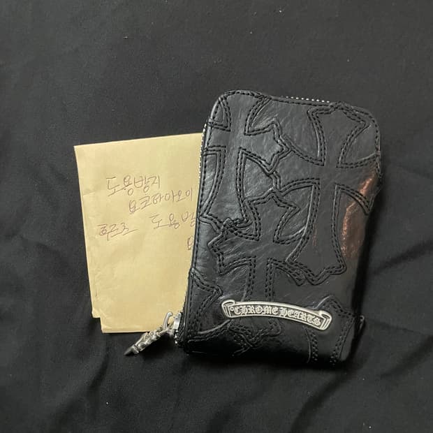 크롬하츠 원트릴리온 지갑