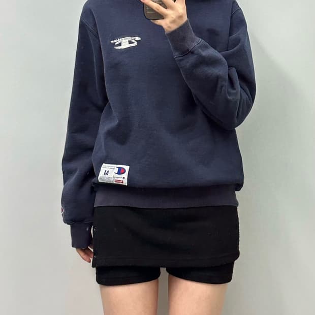 챔피온 x 슈프림 3D 메탈릭 크루넥 맨투맨