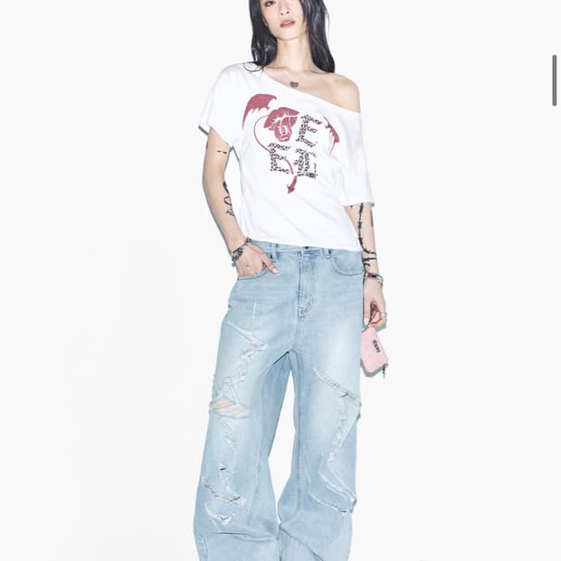 SIGNATURE LOGO DESTROYED DENIM LIGHT BLU