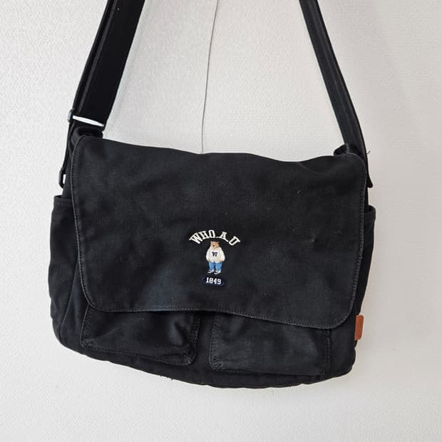 [번장 최저가!!][A+급 정품] WHO.A.U 메신저백 컨디션 굳~~