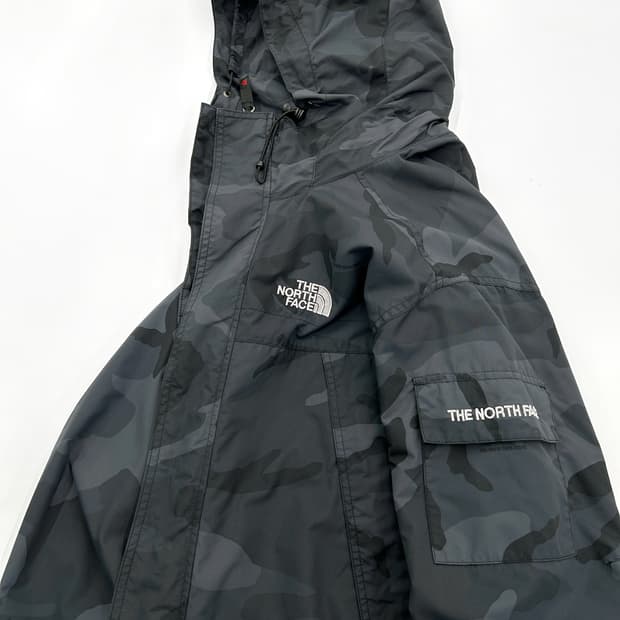 The North Face 카모플라주 고어텍스 후드 자켓