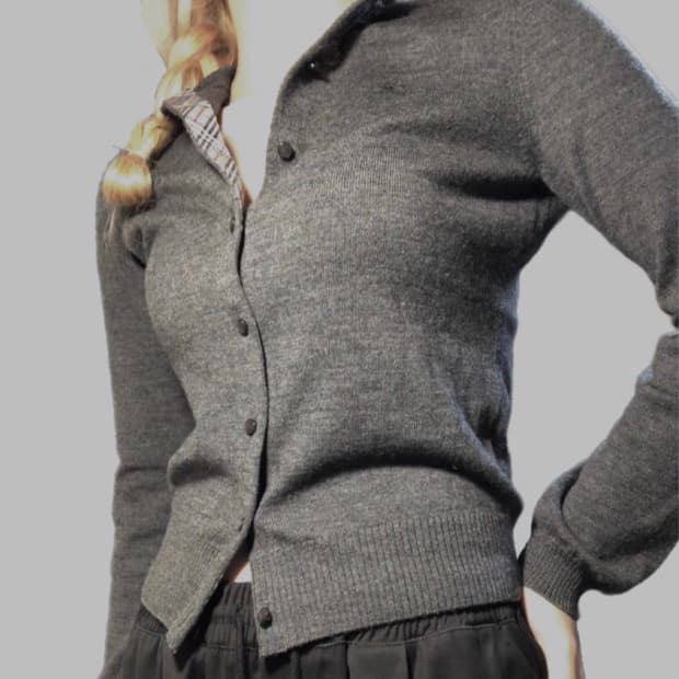 정품/ 버버리 기마로고 가디건 38 블루라벨