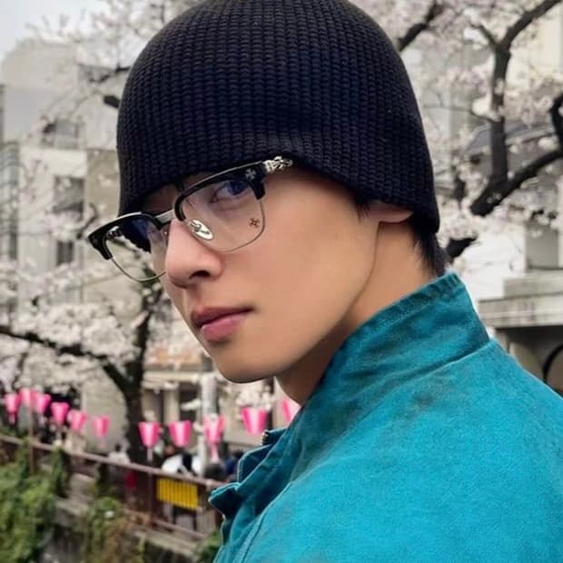 크롬하츠 보넨노이슈어2 블랙/골드