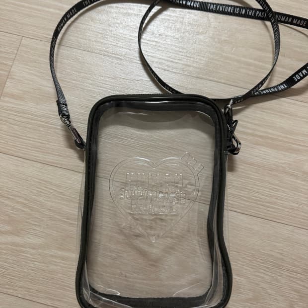 휴먼메이드 카키가방