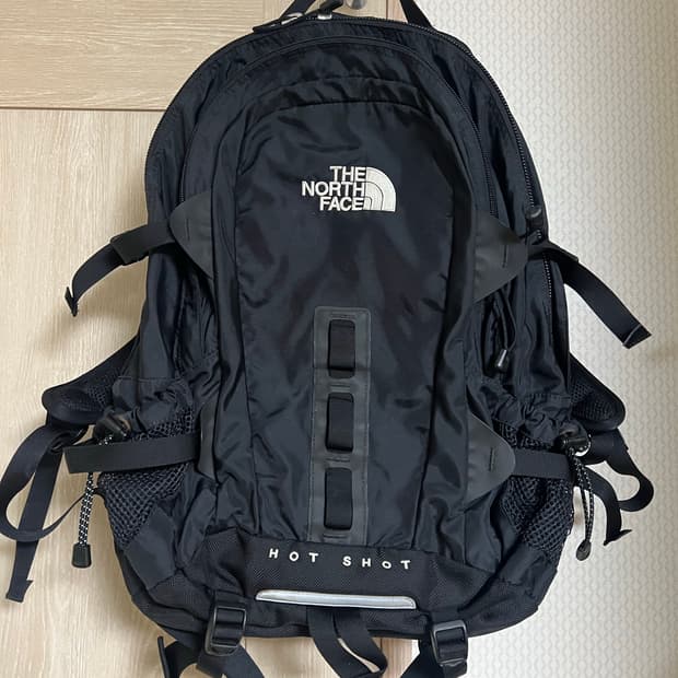 노스페이스 핫샷 블랙 백팩