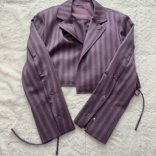 체리퀴리 플리츠 크롭 자켓