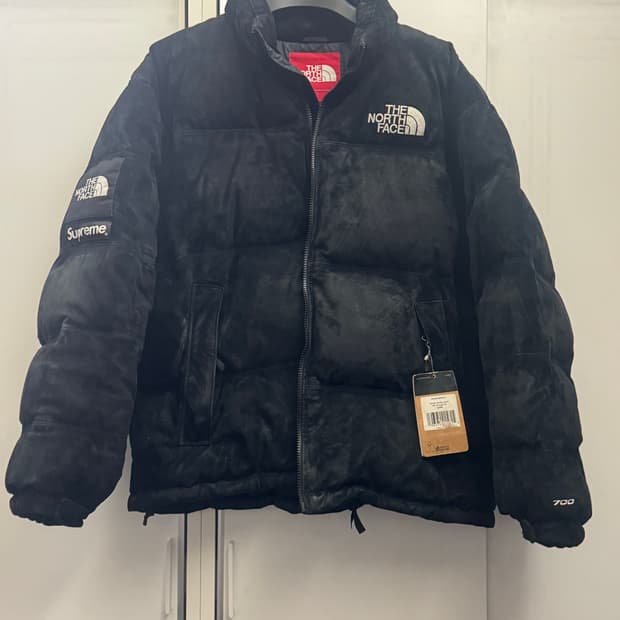 슈프림 노스페이스 스웨이드 눕시