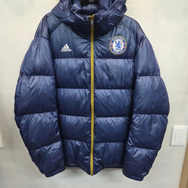 아디다스 올드스쿨 첼시 구스다운 패딩 xl
