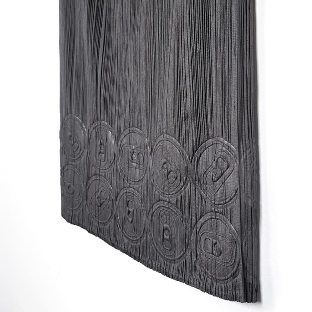 이세이 미야케 플리츠 플리즈 캔 엠보스 스커트