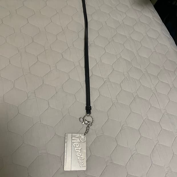 맨허튼 프로젝트 키링 레더 스트랩