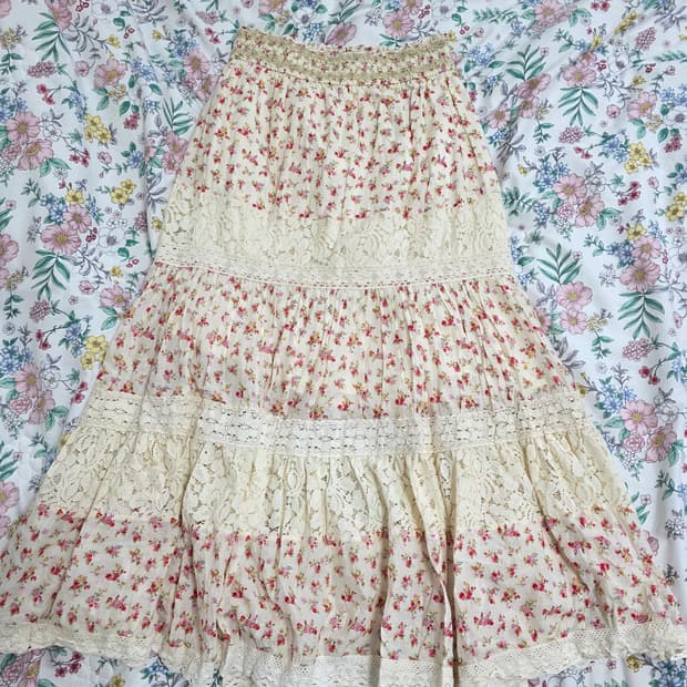 리즈리사 일본빈티지)희귀고전 패치워크 스즈코모리걸 플로럴레이스자수롱스커트