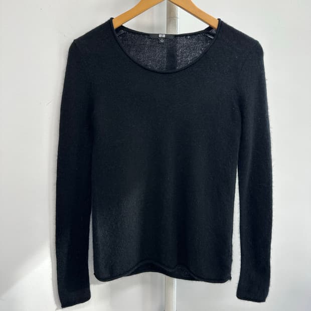 유니클로 캐시미어 100% 니트