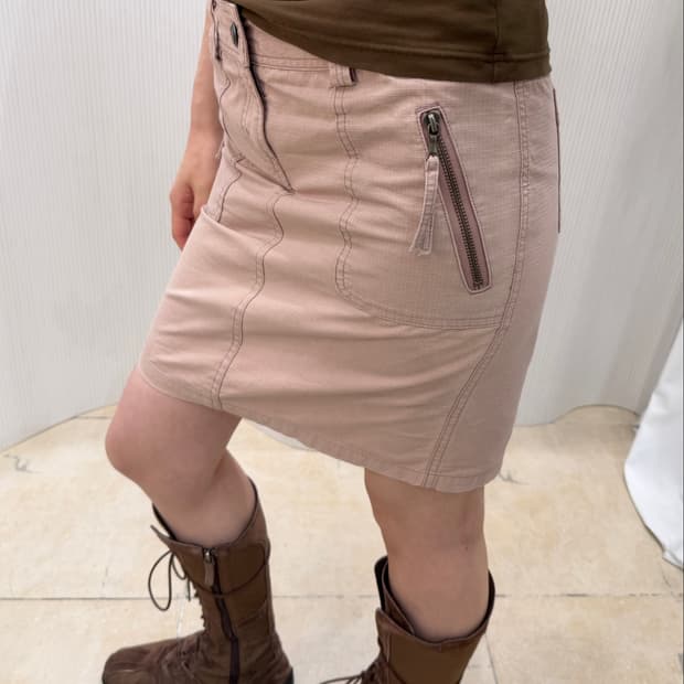 Zip pocket pink midi skirt