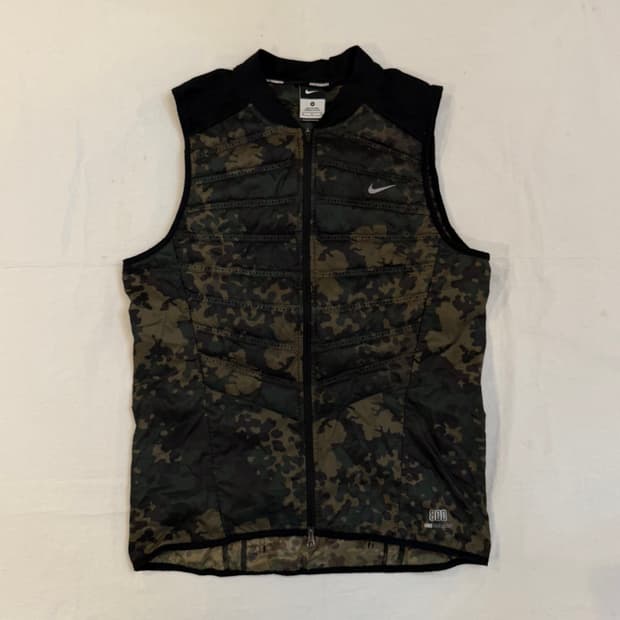 나이키 에어로로프트 러닝 골프 카모 구스다운 패딩조끼