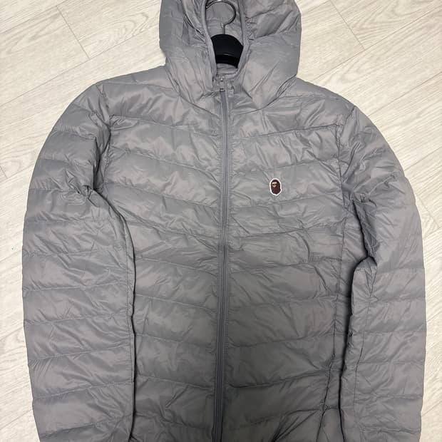 베이프 경량패딩