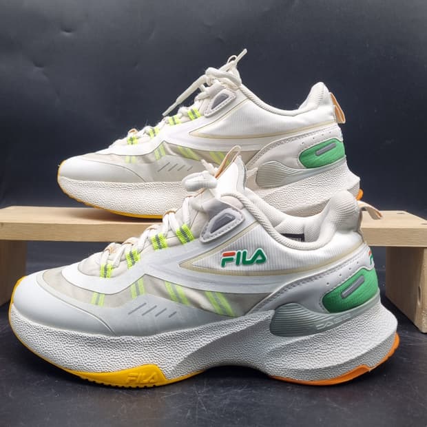 휠라 뉴런5 여성운동화240