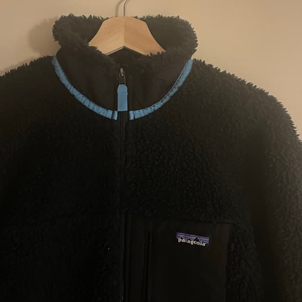 파타고니아 레트로 x 피치블루