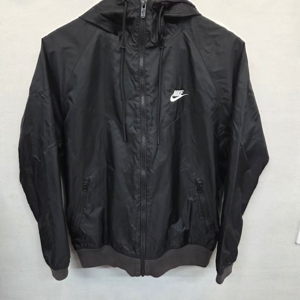 나이키 윈드러너 바람막이 후드자켓 M