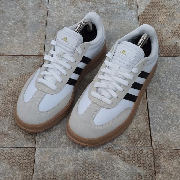 (220)아디다스 그리다스 로우 