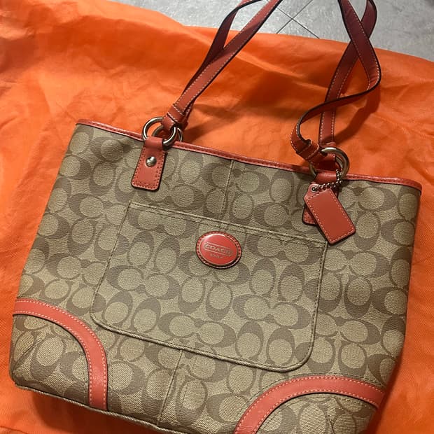 코치 가방 페이튼 숄더백 (거의 새제품)