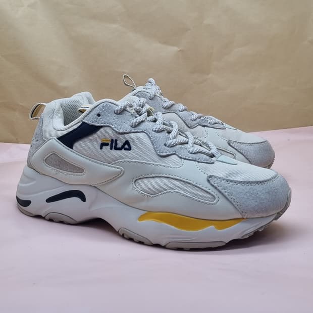 휠라 레이트레이서 여성운동화240