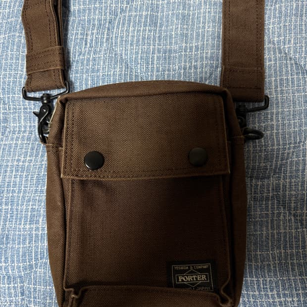 포터 스모키 브라운 숄더백 S