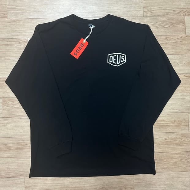 데우스 롱슬리브