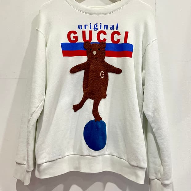 구찌 오리지널 베어 맨투맨 화이트 XS 매장판