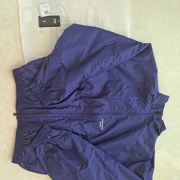 언더마이카 바람막이 